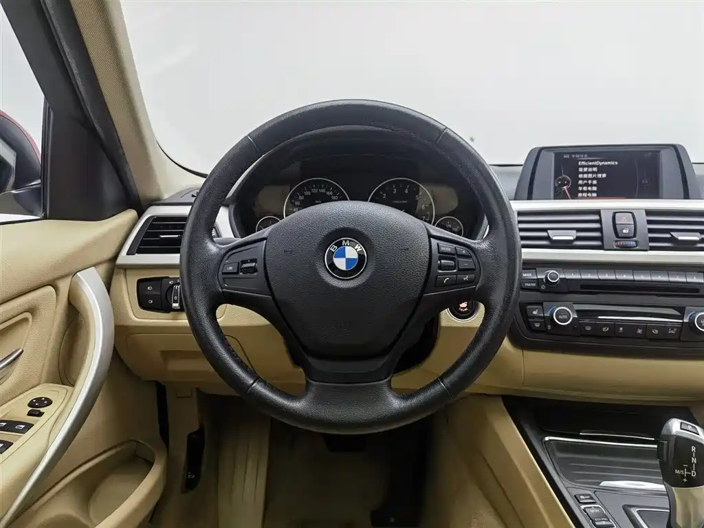 BMW 3 Series 2015 — фото 11
