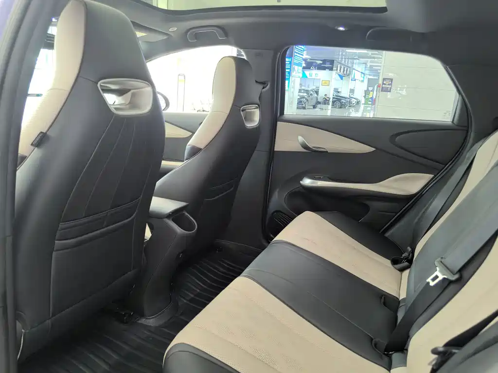 BYD Dolphin 2023