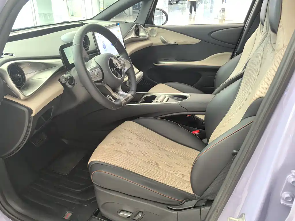 BYD Dolphin 2023