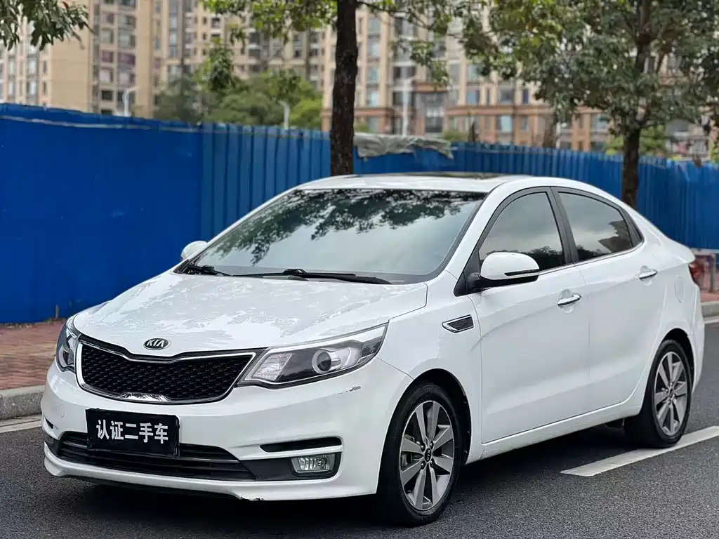 Kia K2 2015 — фото 1