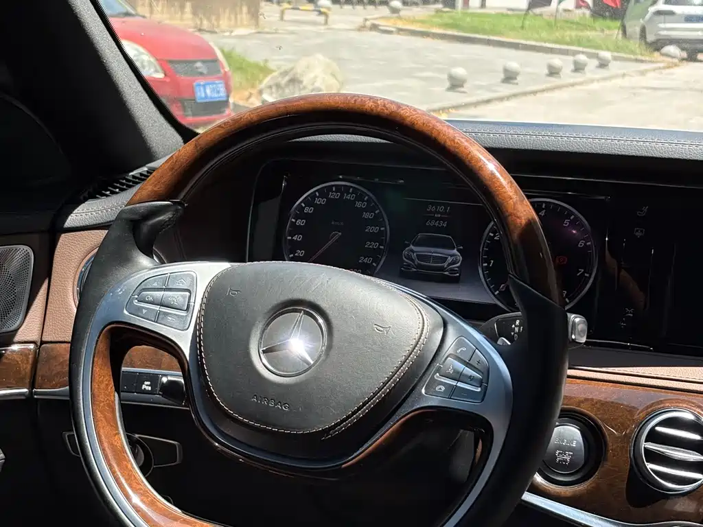 Mercedes-Benz Maybach S-Class 2016 — фото 14
