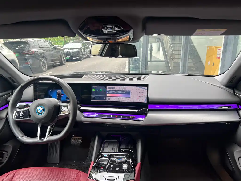 BMW i5 2025 — фото 11
