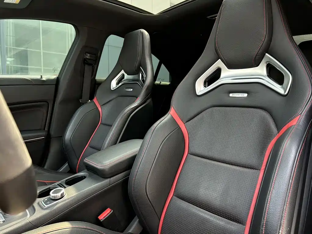 Mercedes-Benz CLA AMG 2019 — фото 9
