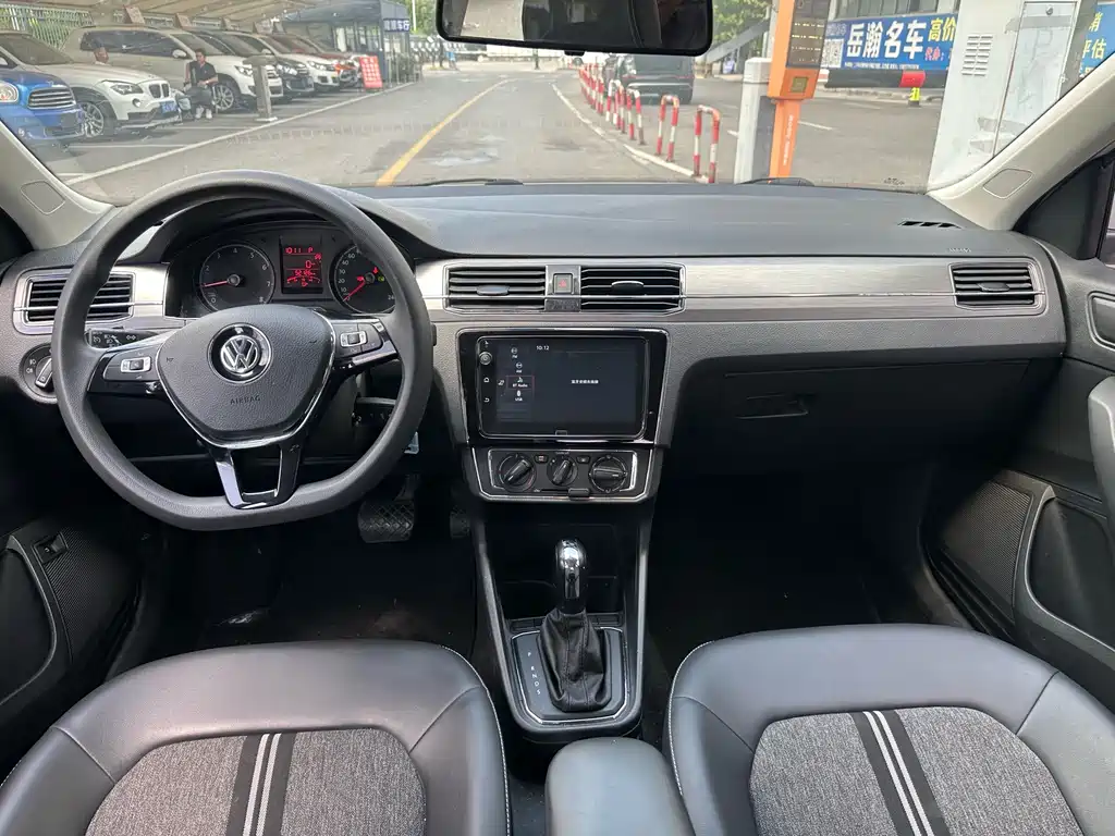 Volkswagen Santana 2023