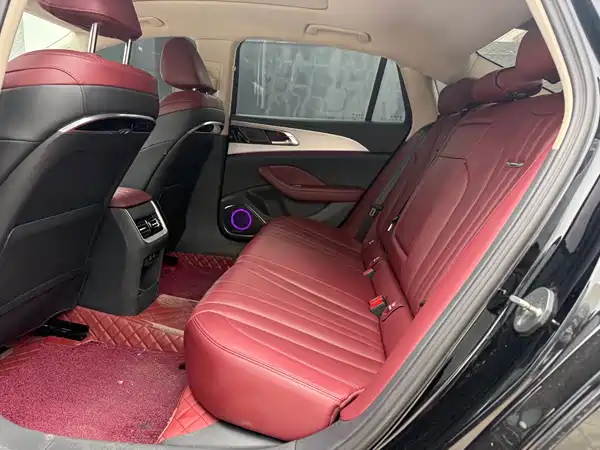 Hongqi H5 2022