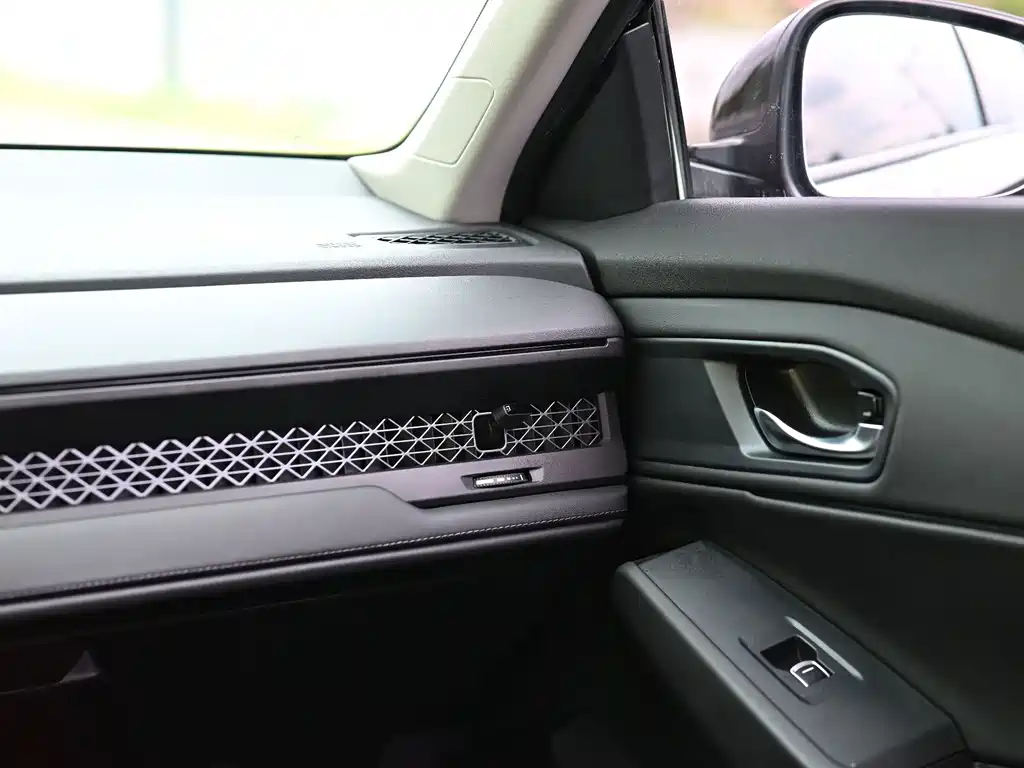 Honda Accord 2024 — фото 10