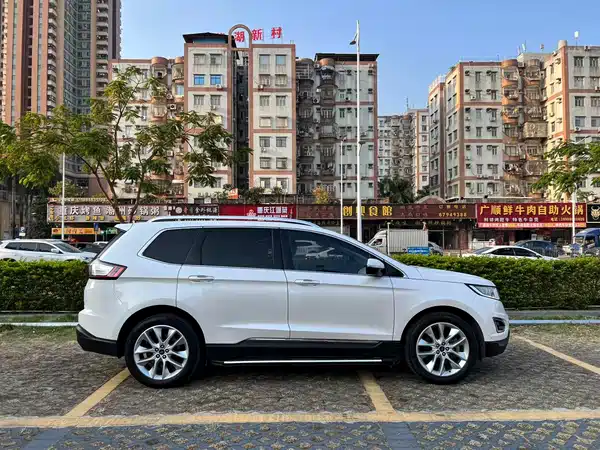 Ford Edge 2016