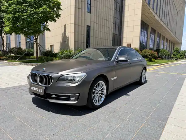 BMW 7 Series 2015