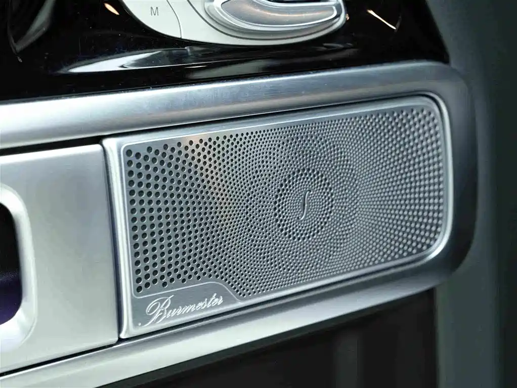 Mercedes-Benz G-Class 2024 — фото 15