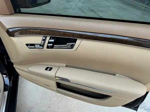 Mercedes-Benz S-Class 2013