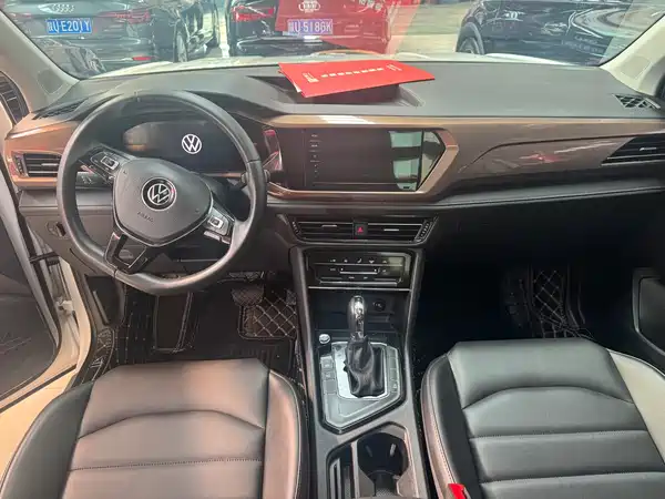 Volkswagen Tharu 2022
