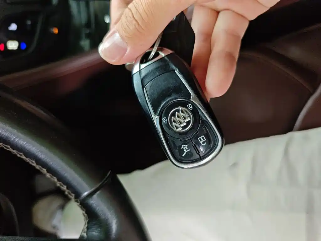 Buick Envision Plus 2015 — фото 9
