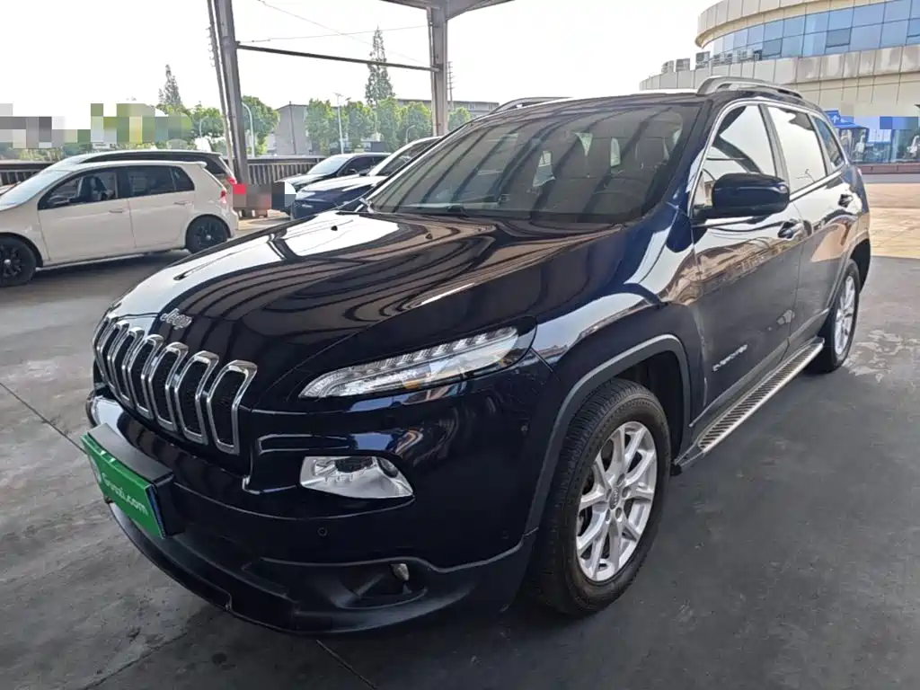 Jeep Cherokee 2016 — фото 1