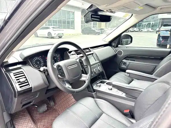 Land Rover Discovery 2020