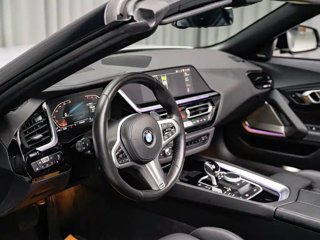 BMW Z4 2023 — фото 18