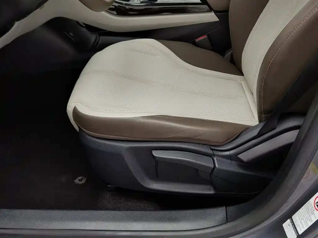 BYD Qin PLUS 2023 — фото 20