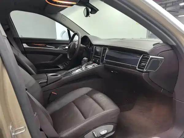Porsche Panamera 2010
