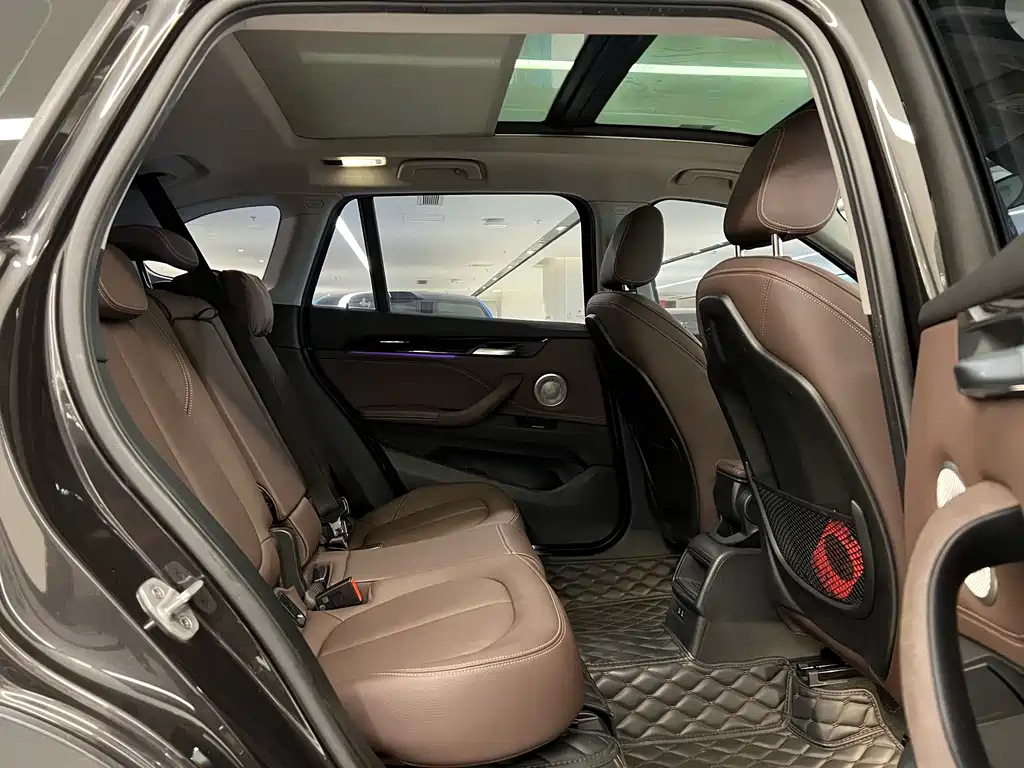 BMW X1 2020 — фото 13
