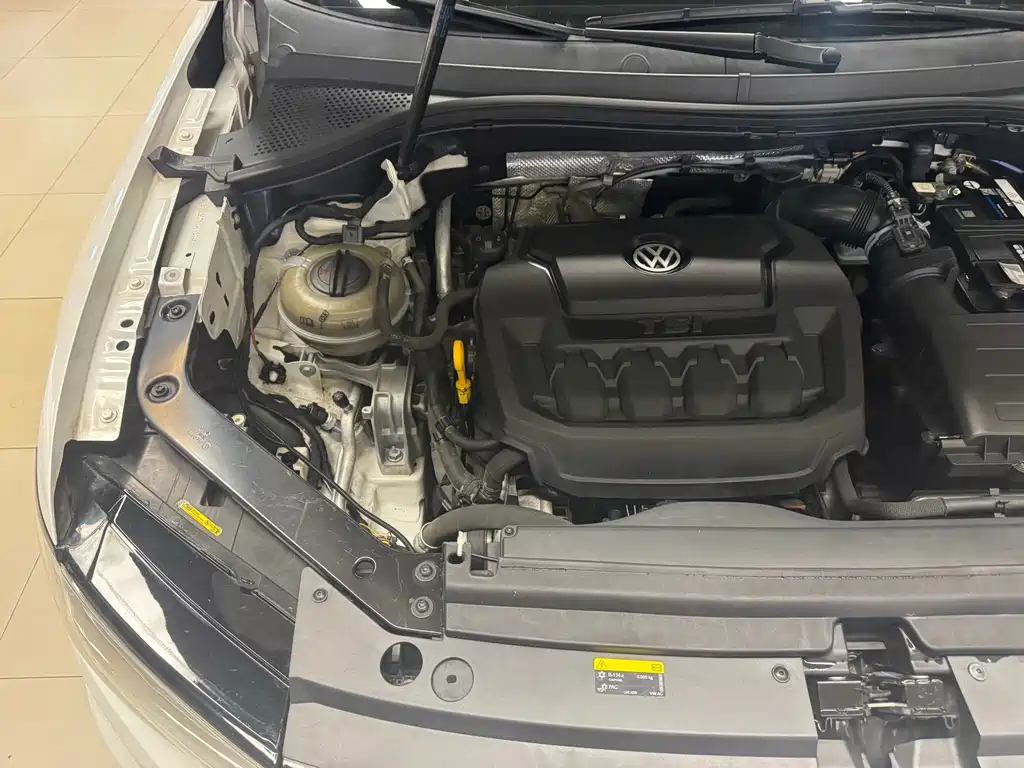 Volkswagen Tiguan L 2018 — фото 20