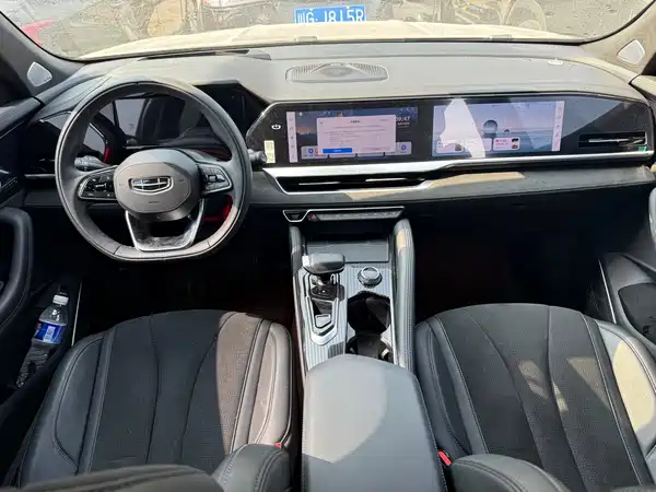 Geely Xingyue L 2024