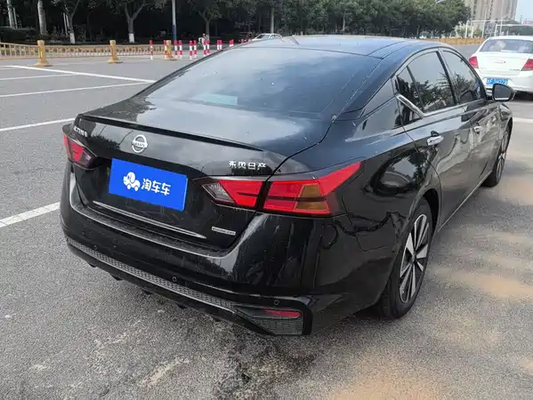 Nissan Teana 2022