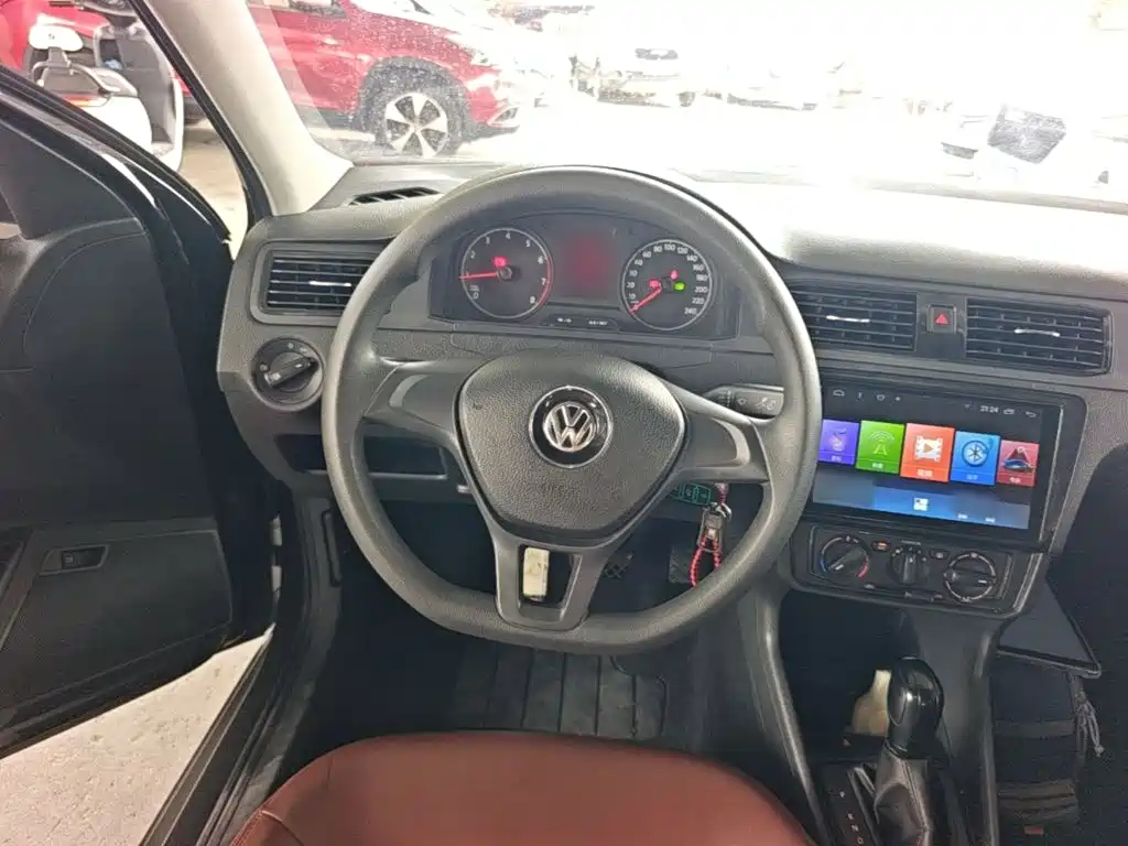 Volkswagen Santana 2019 — фото 11