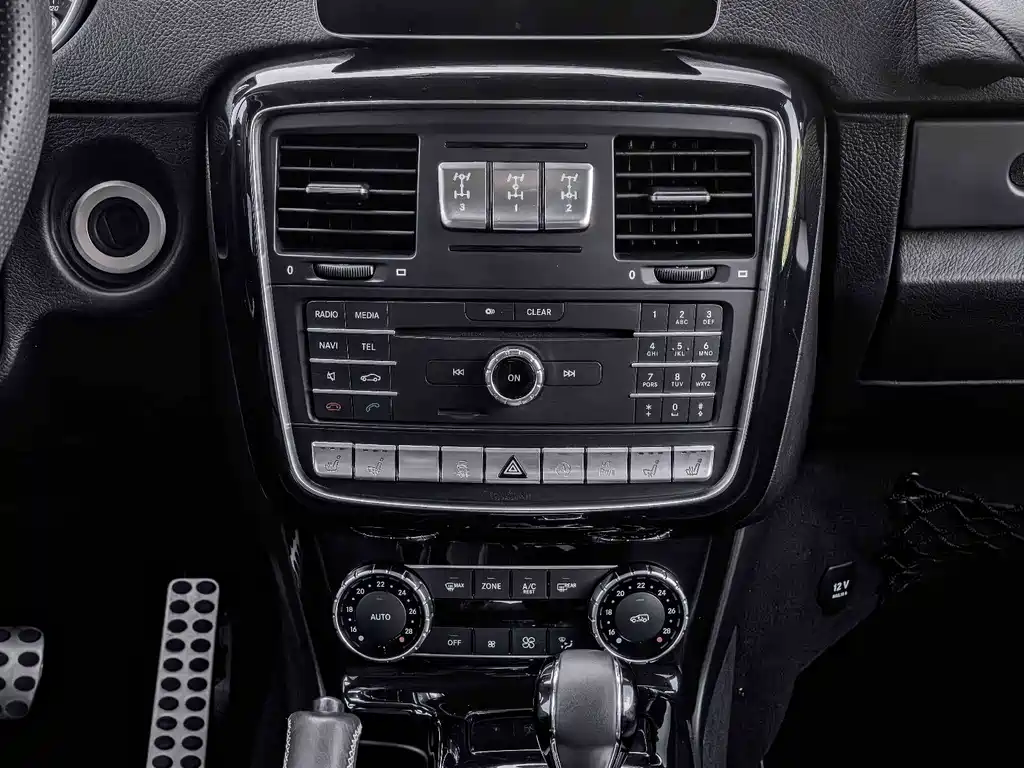 Mercedes-Benz G-Class 2018 — фото 17