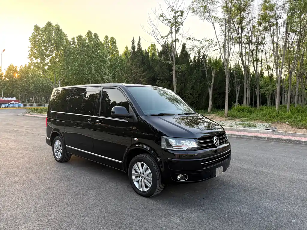Volkswagen Multivan 2015 — фото 3