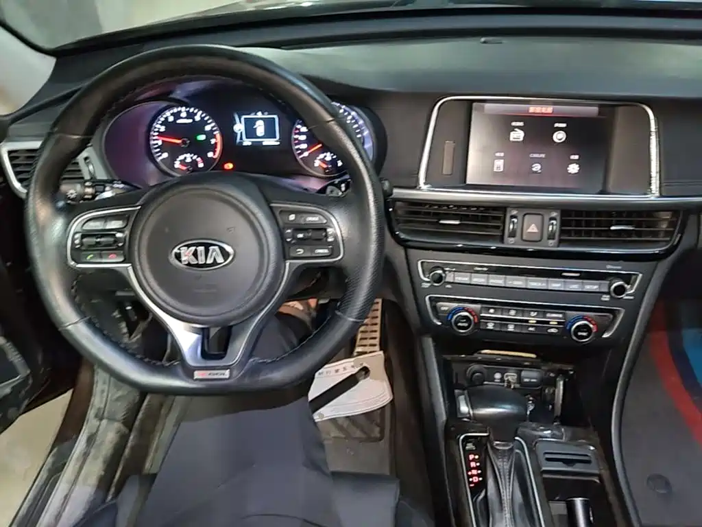 Kia K5 2015 — фото 10