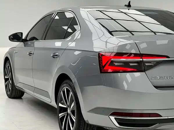 Skoda Superb 2023