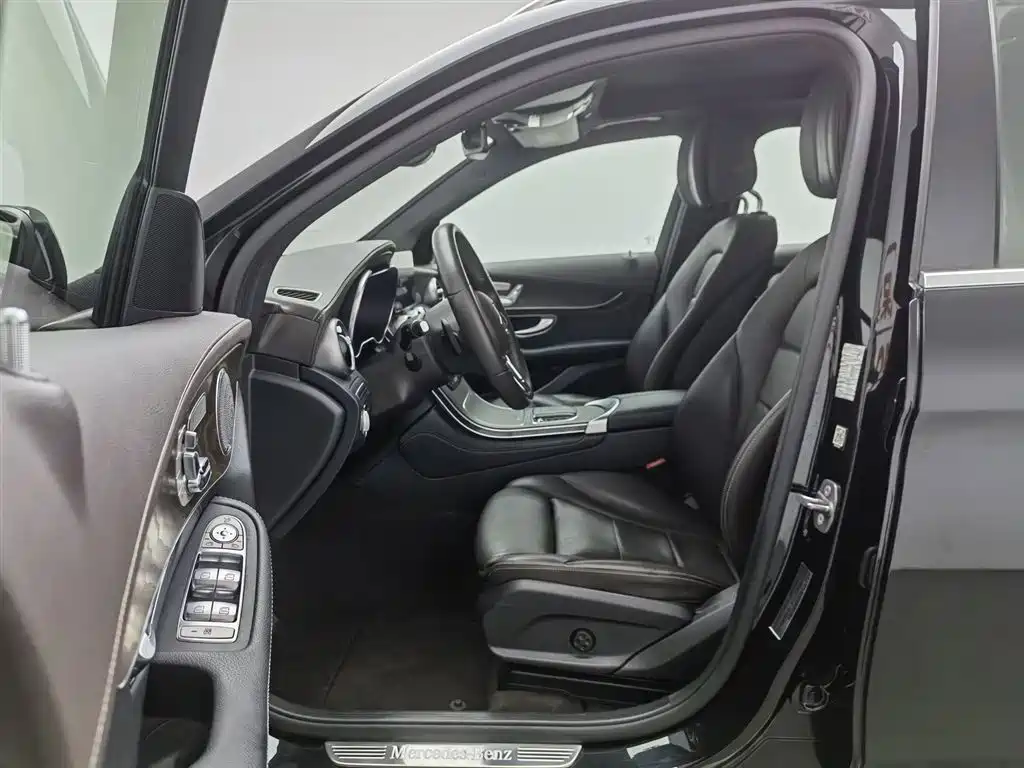 Mercedes-Benz GLC 2020 — фото 10