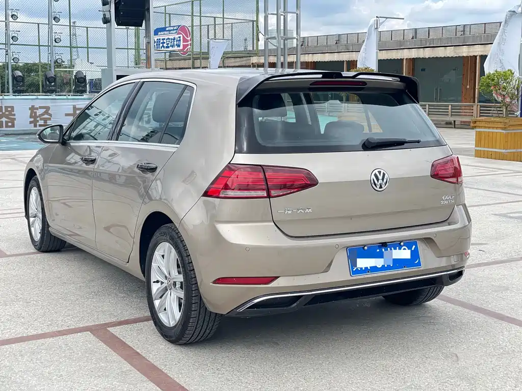 Volkswagen Golf 2018 — фото 15