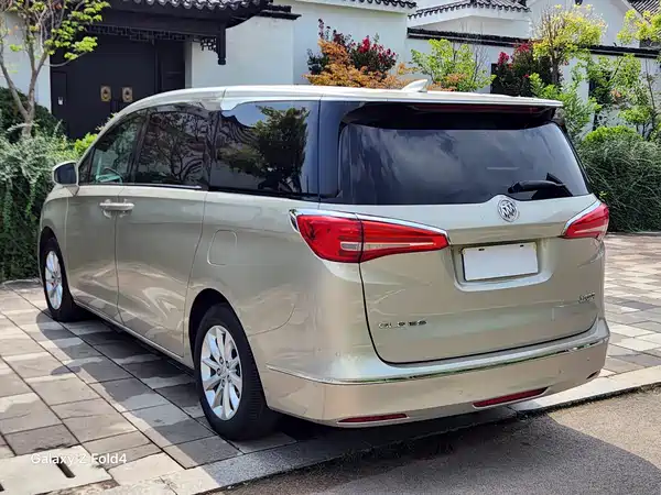 Buick GL8 2019