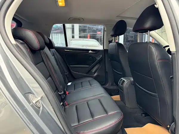 Volkswagen Golf 2012