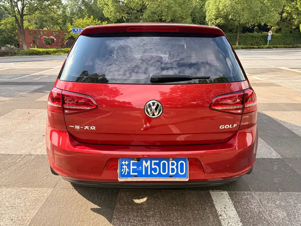 Volkswagen Golf 2014