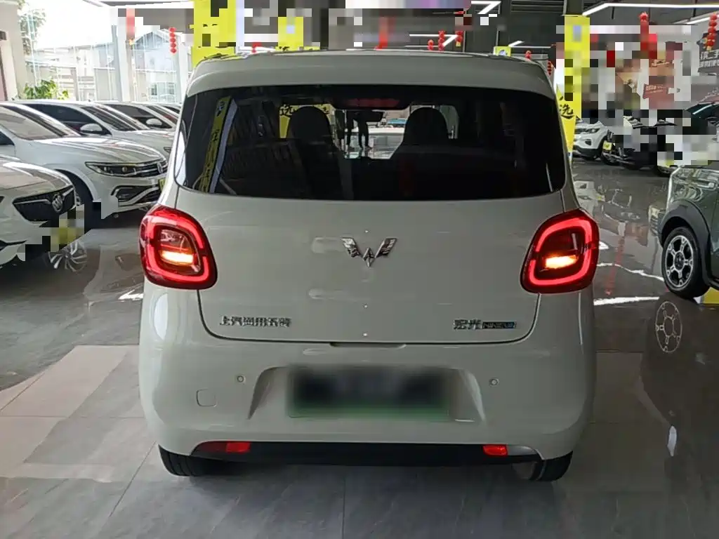 Wuling Hongguang MINIEV 2025