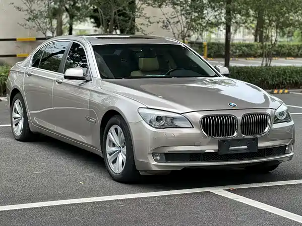 BMW 7 Series 2011