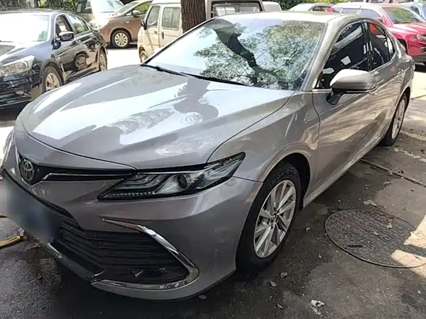 Toyota Camry 2021