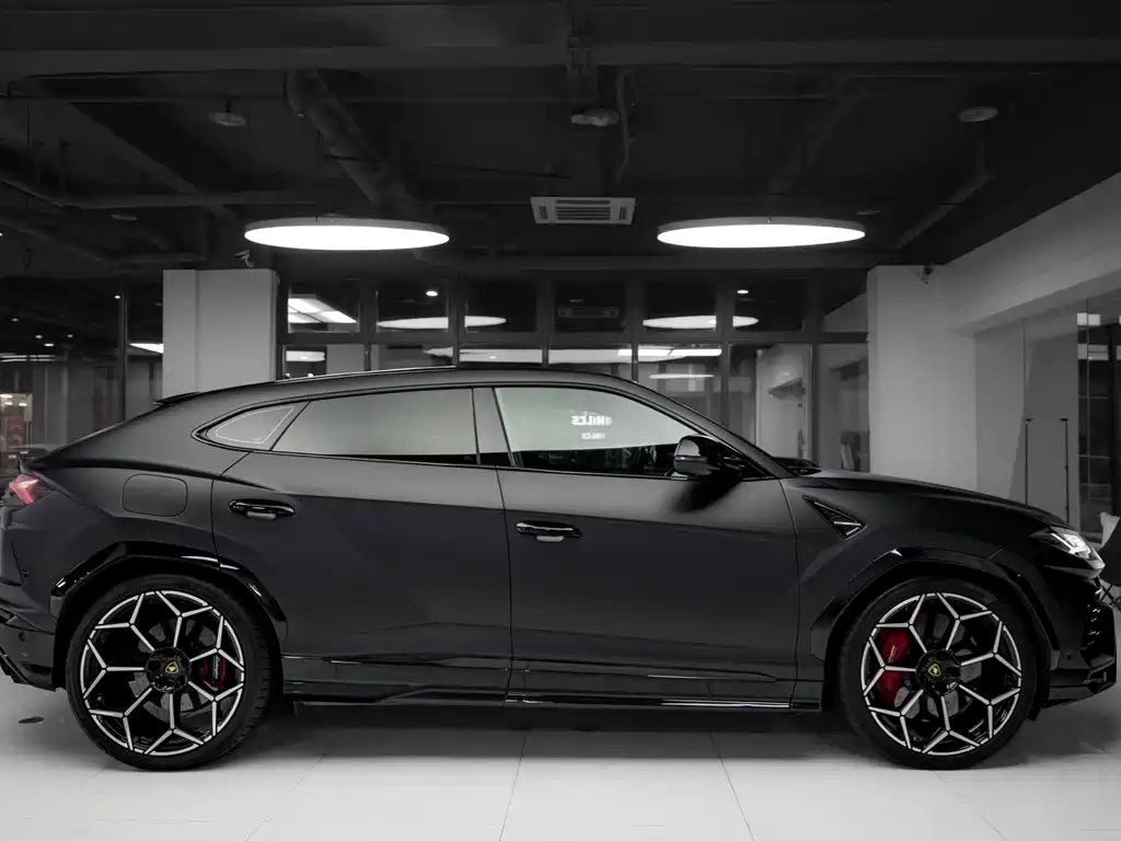 Lamborghini Urus 2019 — фото 7