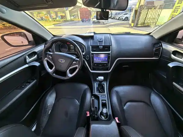 Geely Emgrand 2015