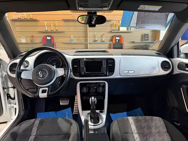 Volkswagen Beetle 2018