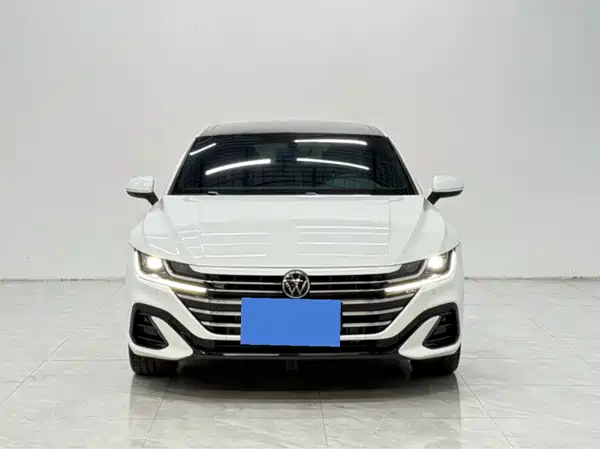 Volkswagen CC 2025