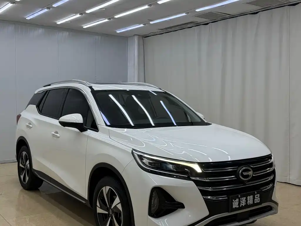 GAC Trumpchi GS4 2022 — фото 3