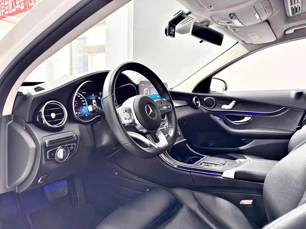 Mercedes-Benz C-Class 2020 — фото 10