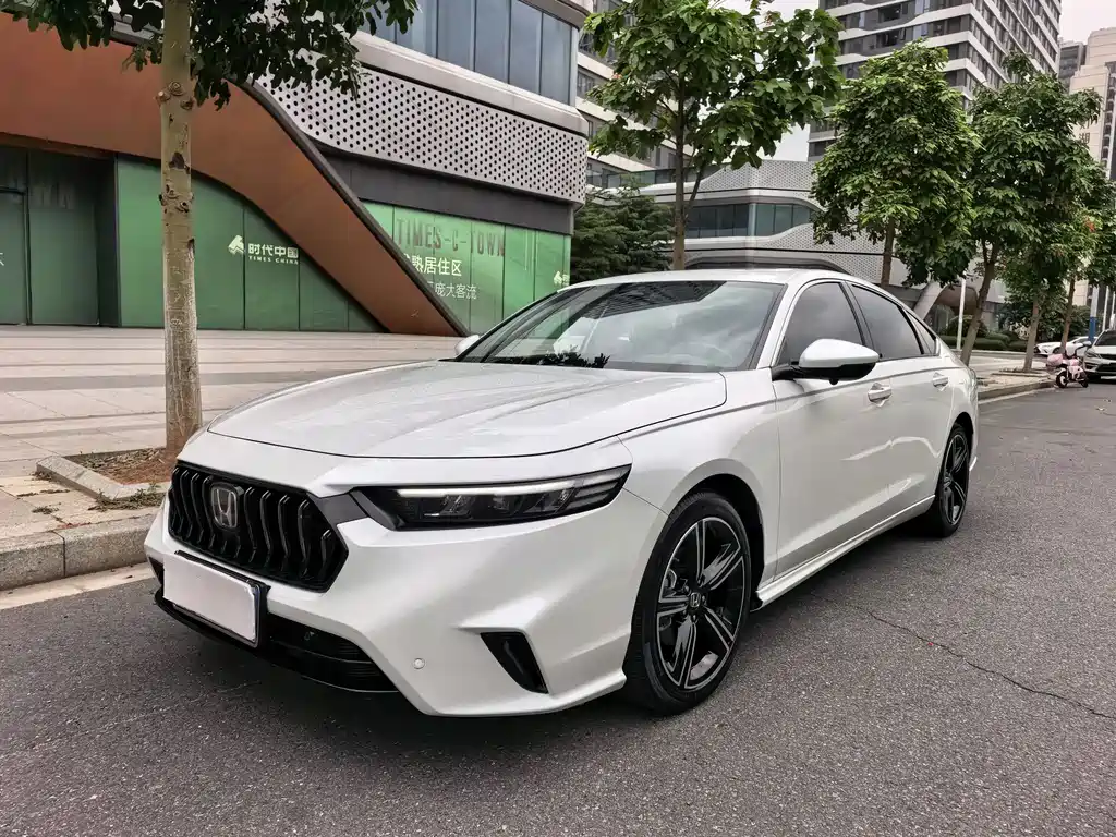 Honda Inspire 2024 — фото 1