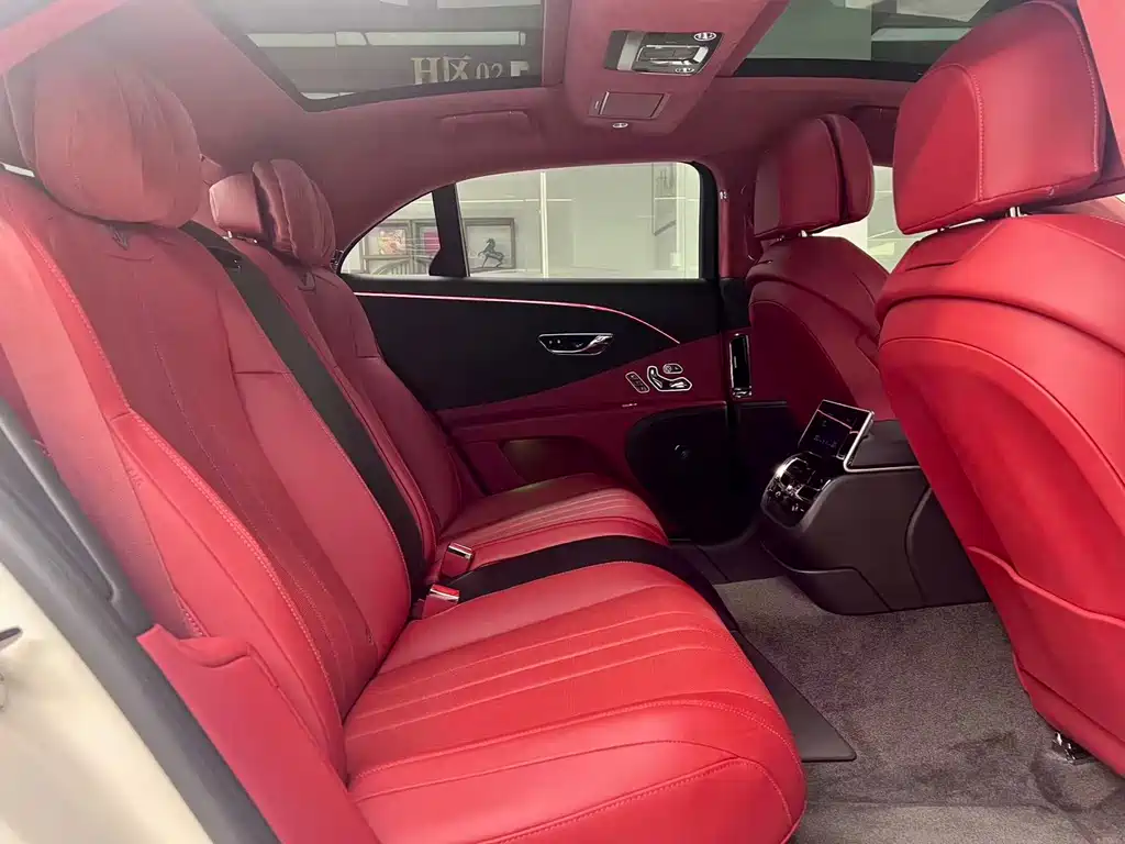 Bentley Flying Spur 2020 — фото 13