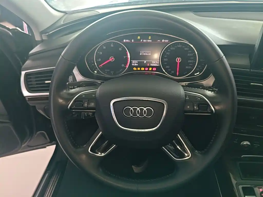 Audi A6L 2016 — фото 11