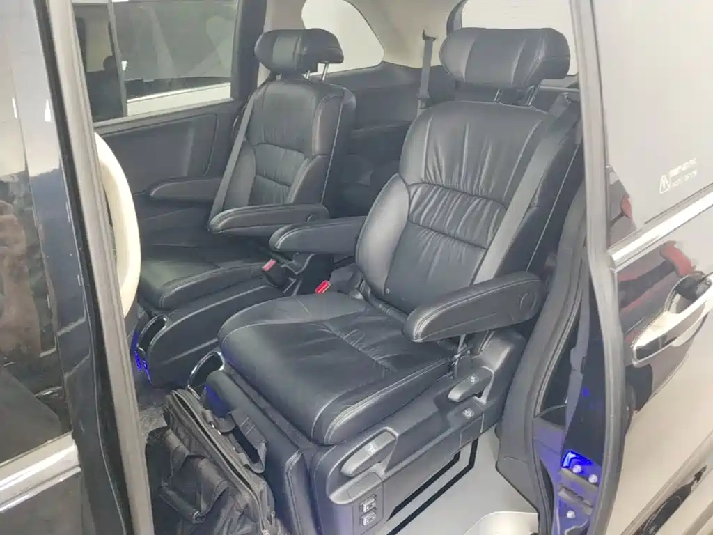 Honda Odyssey 2021 — фото 17