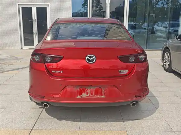 Mazda 3 Axela 2022