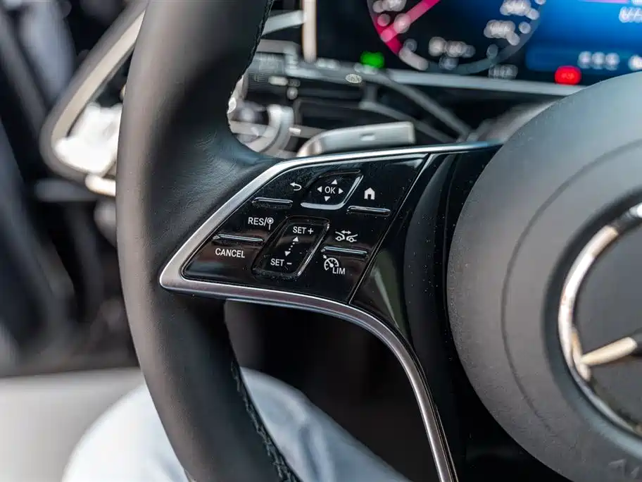 Mercedes-Benz E-Class 2025 — фото 21